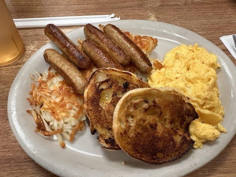 Bread & Butter Cafe food